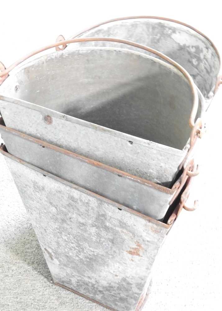 A set of four galvanised bucket wall planters, 30cm high - Image 3 of 3
