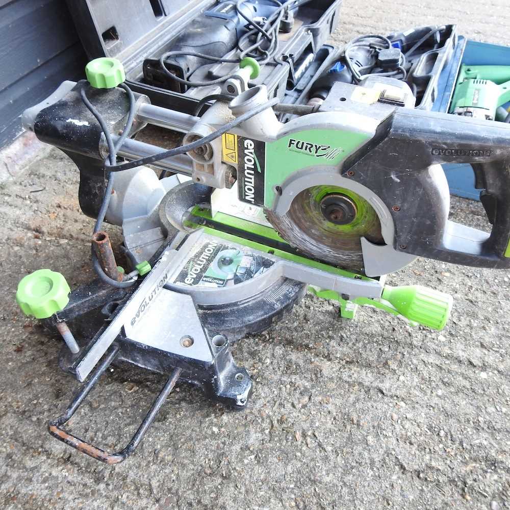 An Evolution chop saw, together with a power saw, a drill and another (4) - Bild 2 aus 4