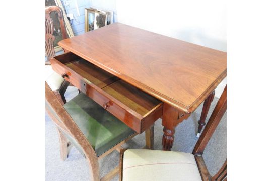 A Victorian writing desk, together with a desk chair and a pair of 19th century side chairs (4) 106w - Image 2 of 4