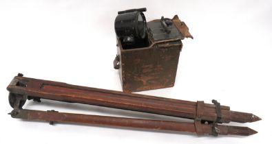 WW1 Period Daylight Signalling Lamp And Tripod blackened lamp with top mounted sight.  Maker's label