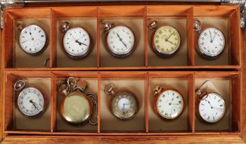 A collection of sixteen various vintage and antique pocket watches for spares and parts. (16)