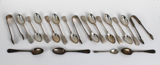 Twelve silver fiddle pattern bright cut tea spoons Joseph Rodgers & Sons, Sheffield, 1916,