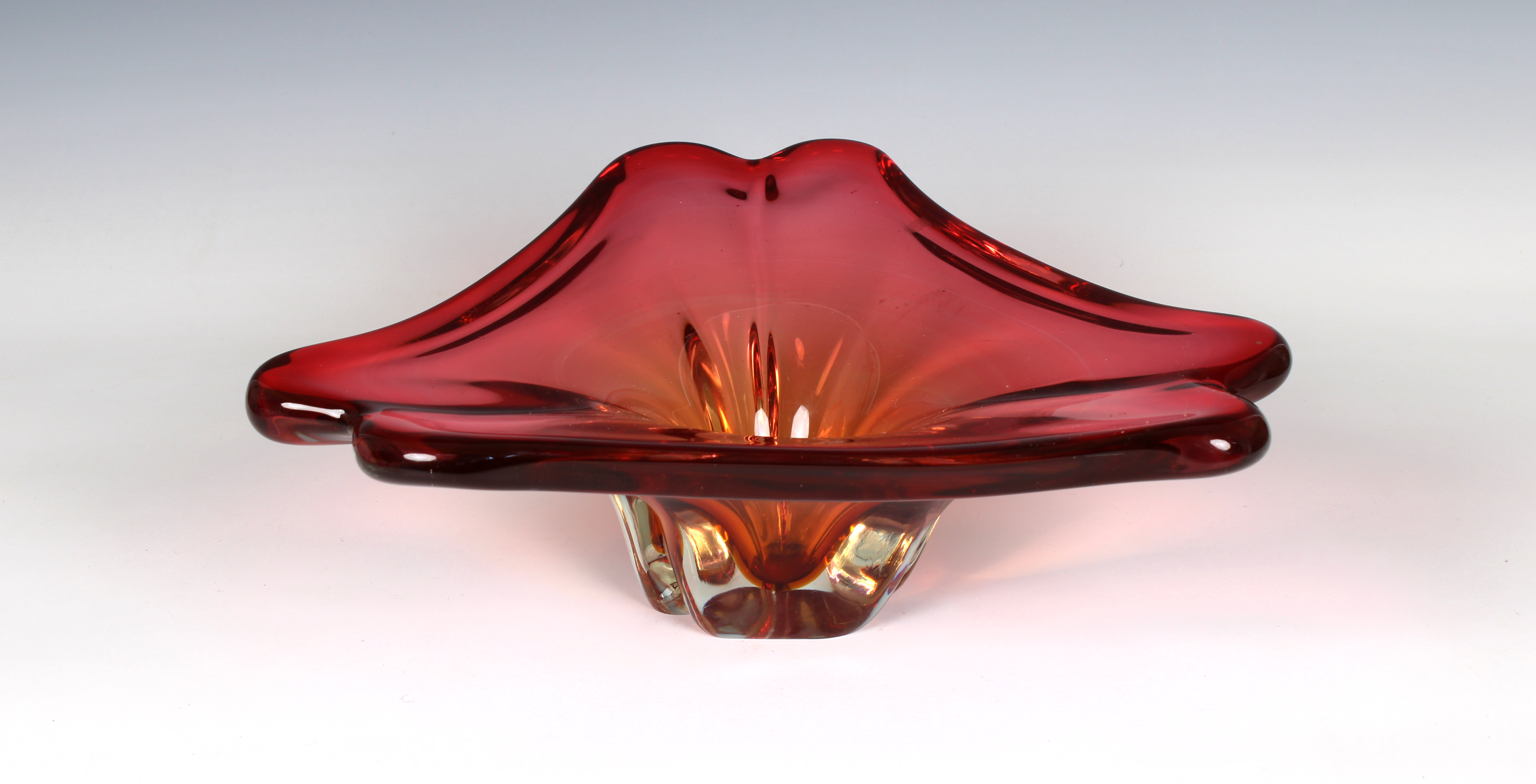 An Art Glass Murano style red glass triangular centrepiece bowl - Image 2 of 3
