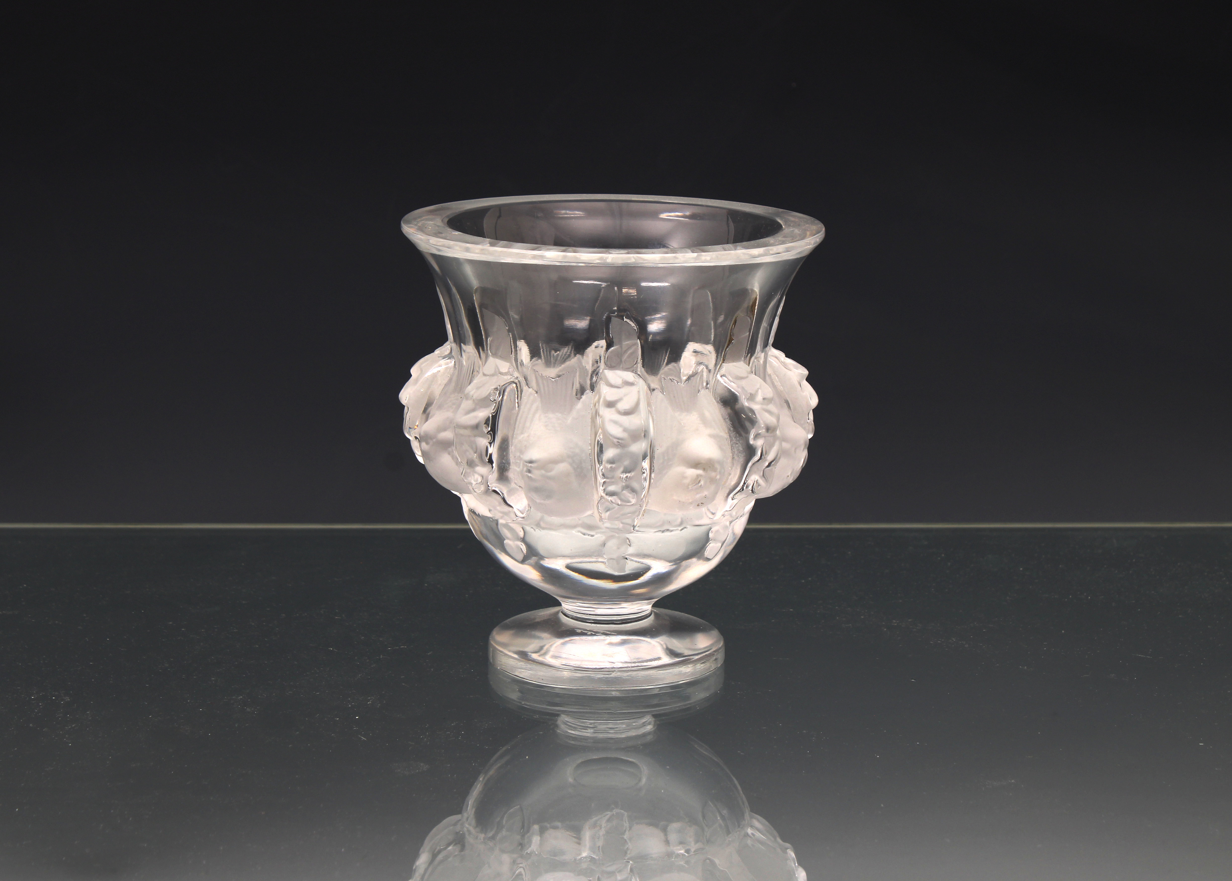 Lalique clear and frosted Dampierre vase - Image 2 of 3