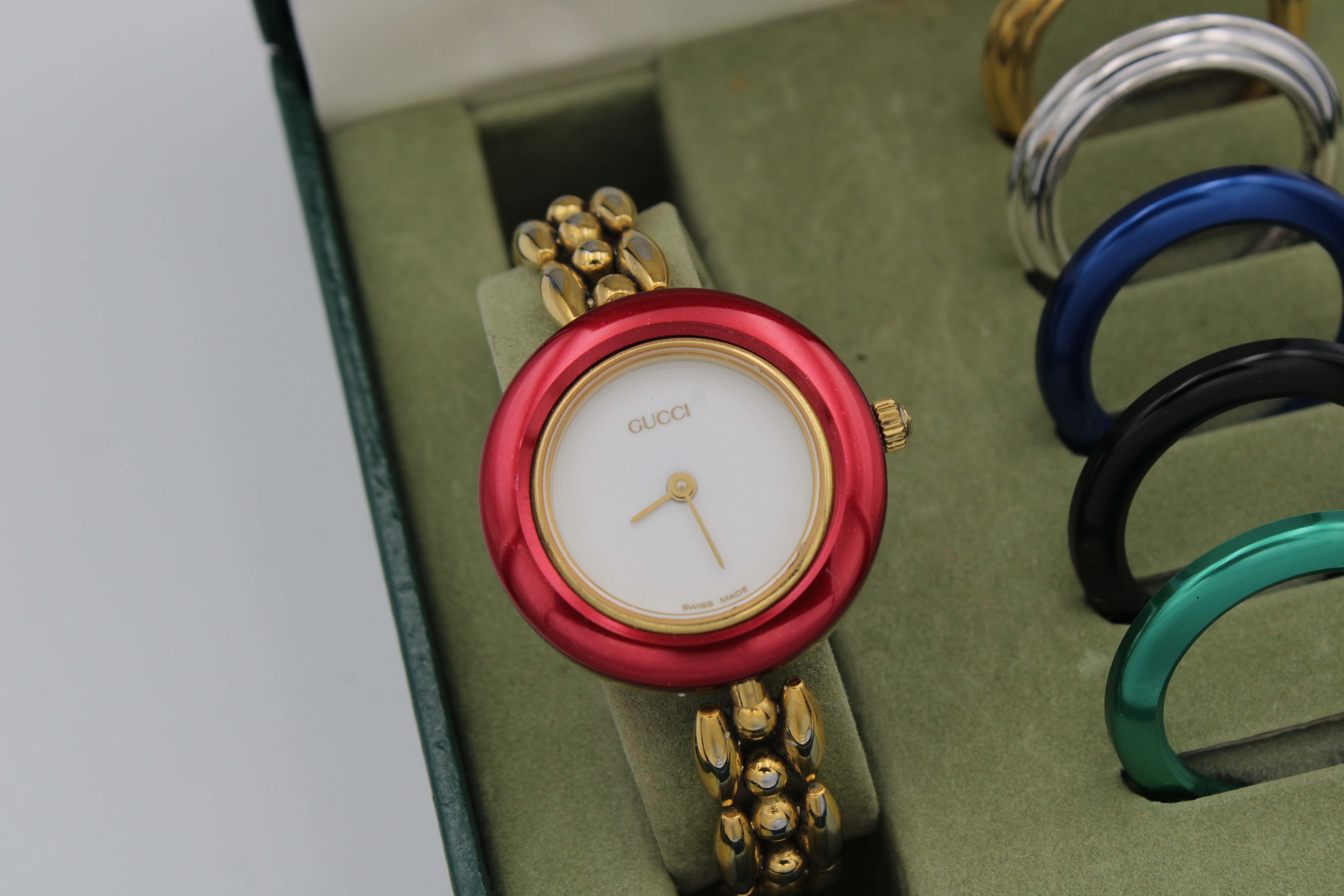 A Gucci ladies wristwatch - Image 2 of 6