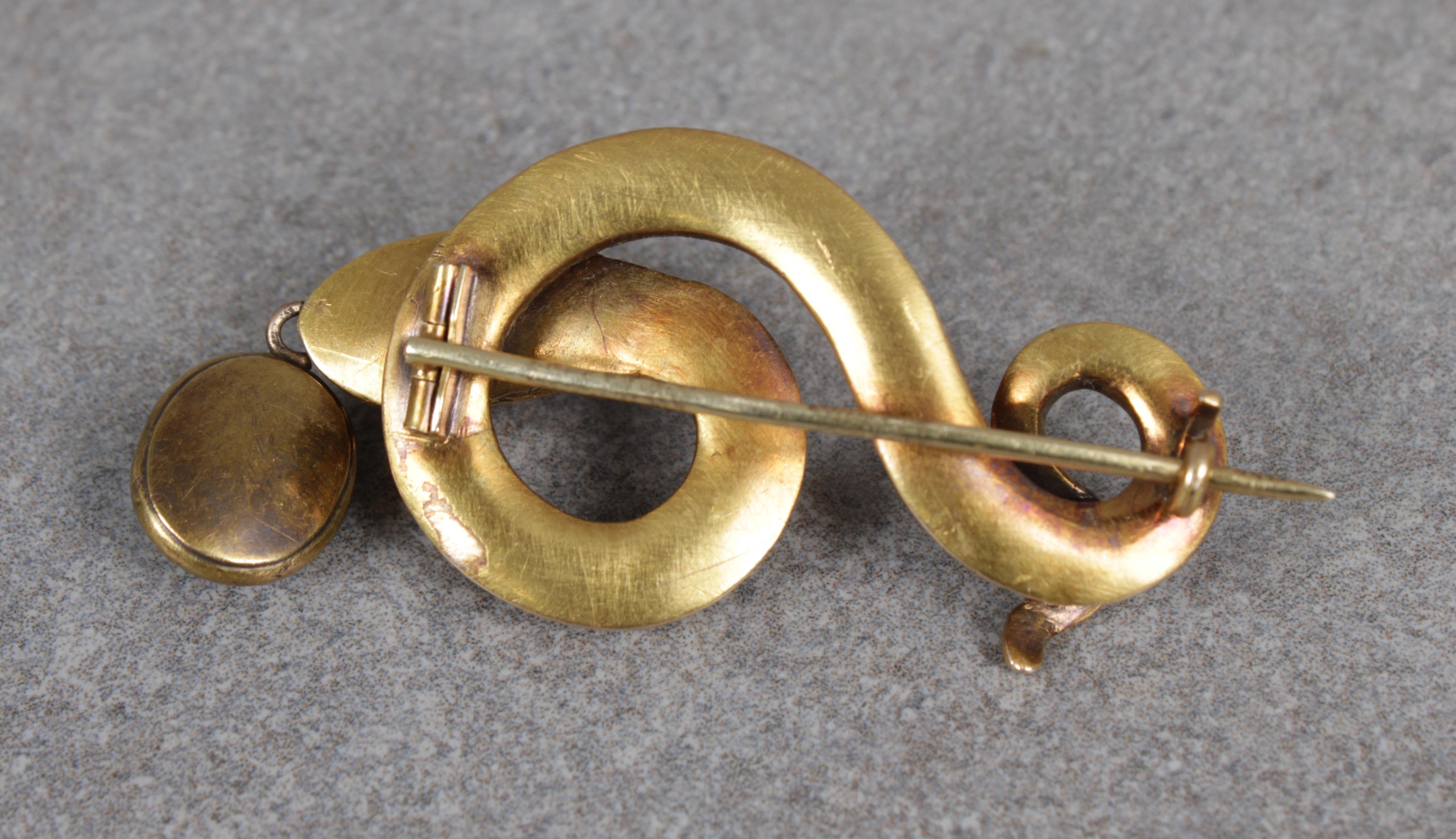 A gold serpent brooch - Image 3 of 3