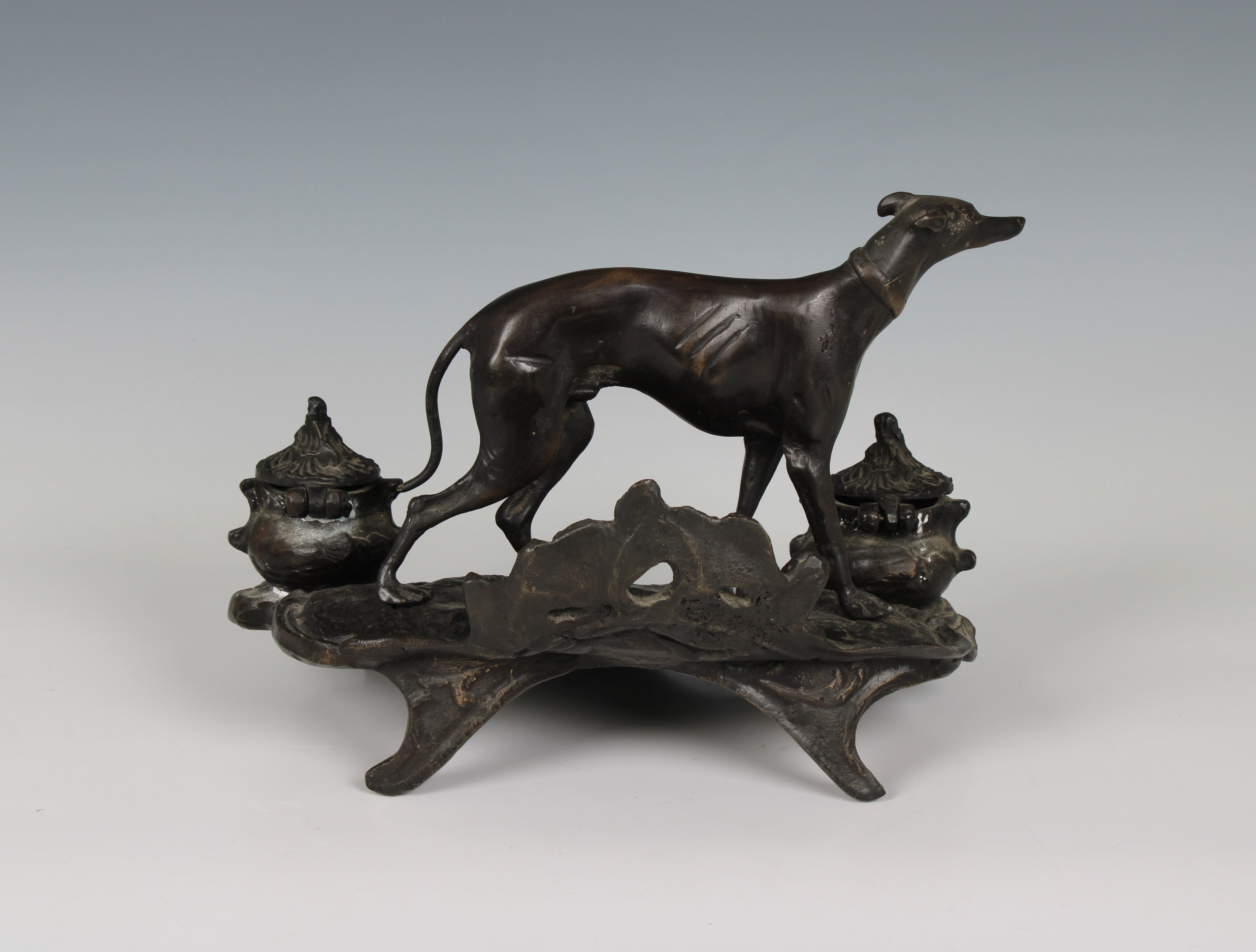 After Pierre-Jules Mêne - An antique bronze Greyhound inkstand - Image 2 of 3