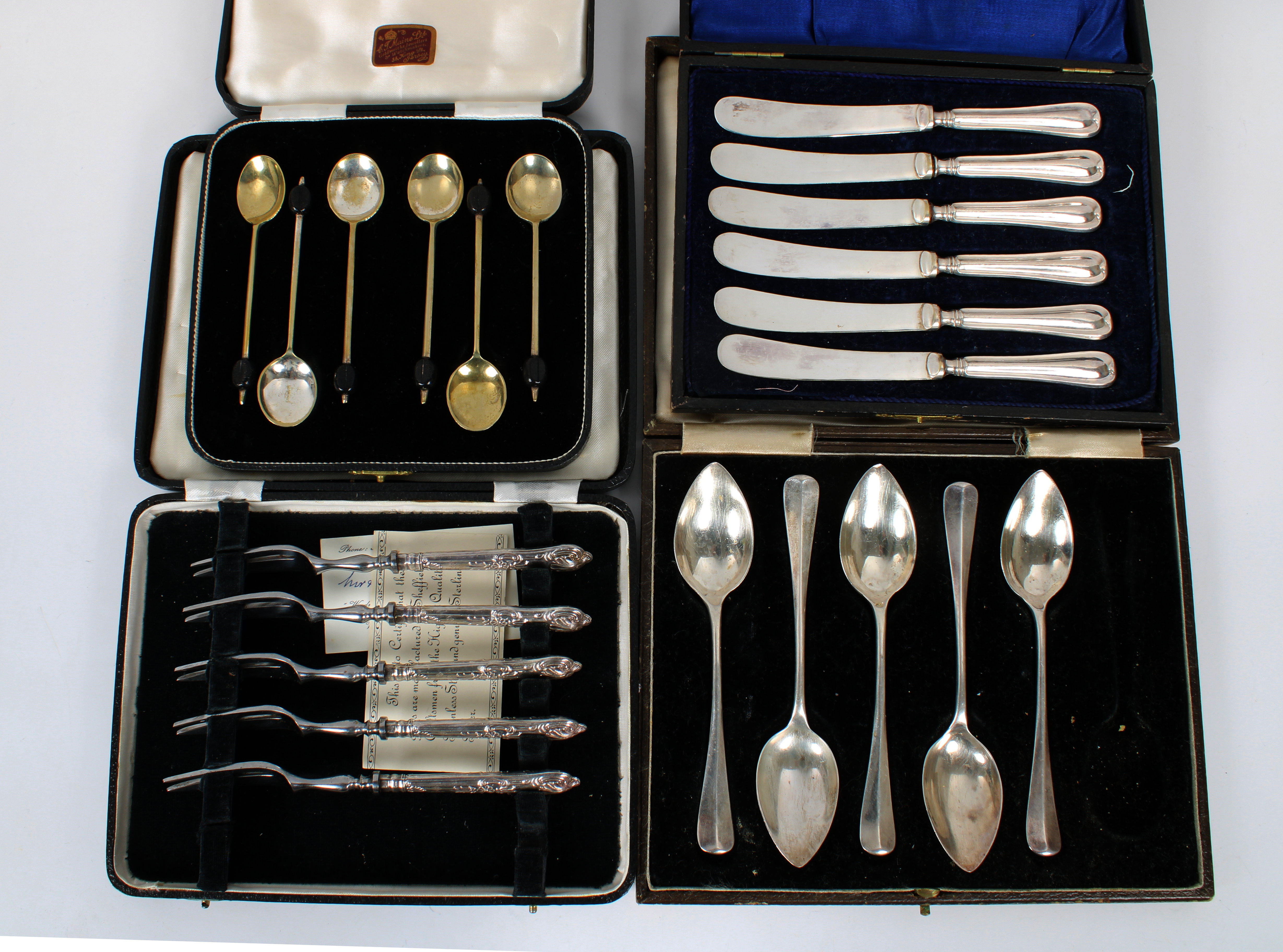 A collection of silver & silver plate - To include five silver cake forks