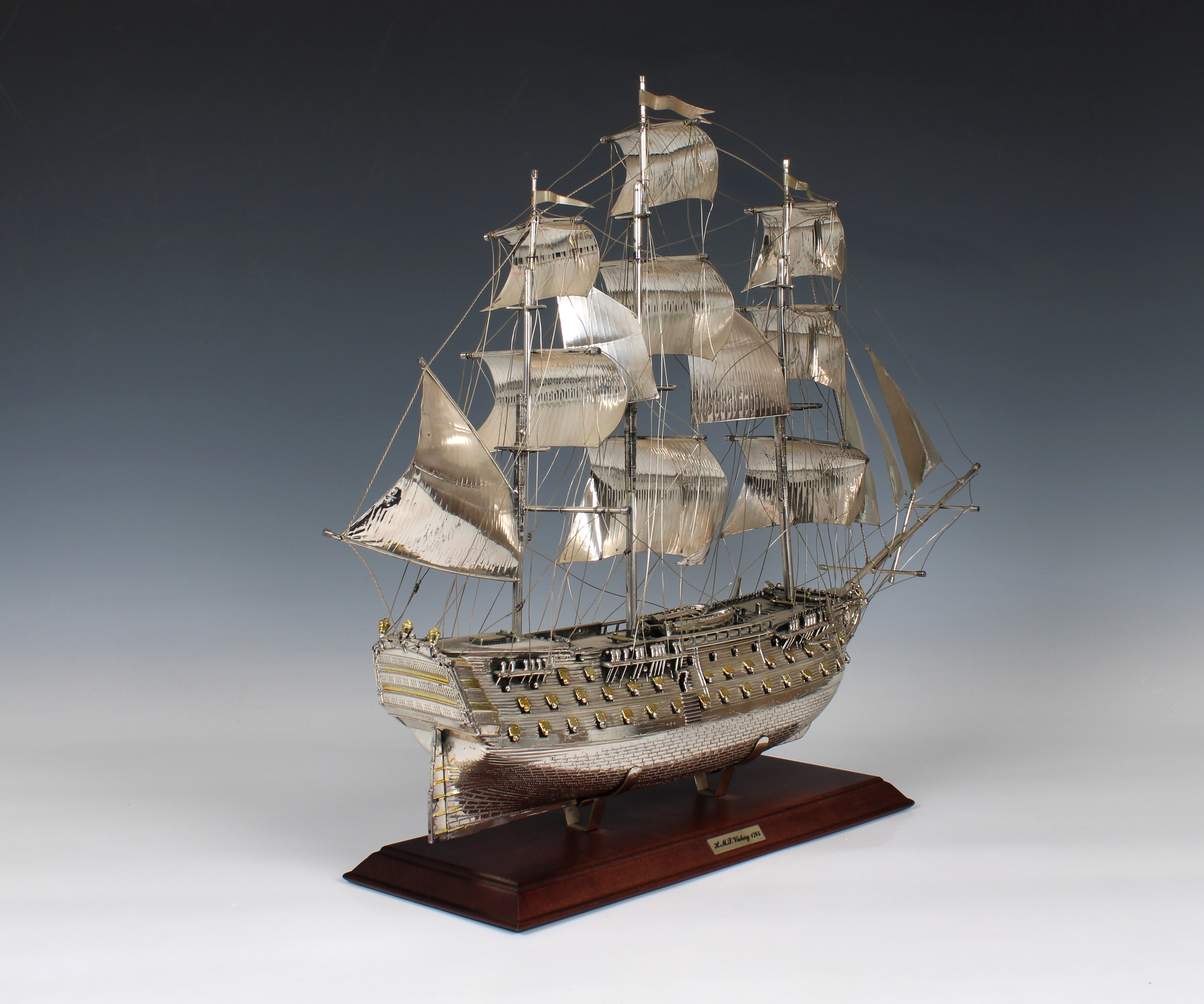 An Italian silver & parcel gilt model of H.M.S Victory 1765 - Image 2 of 6