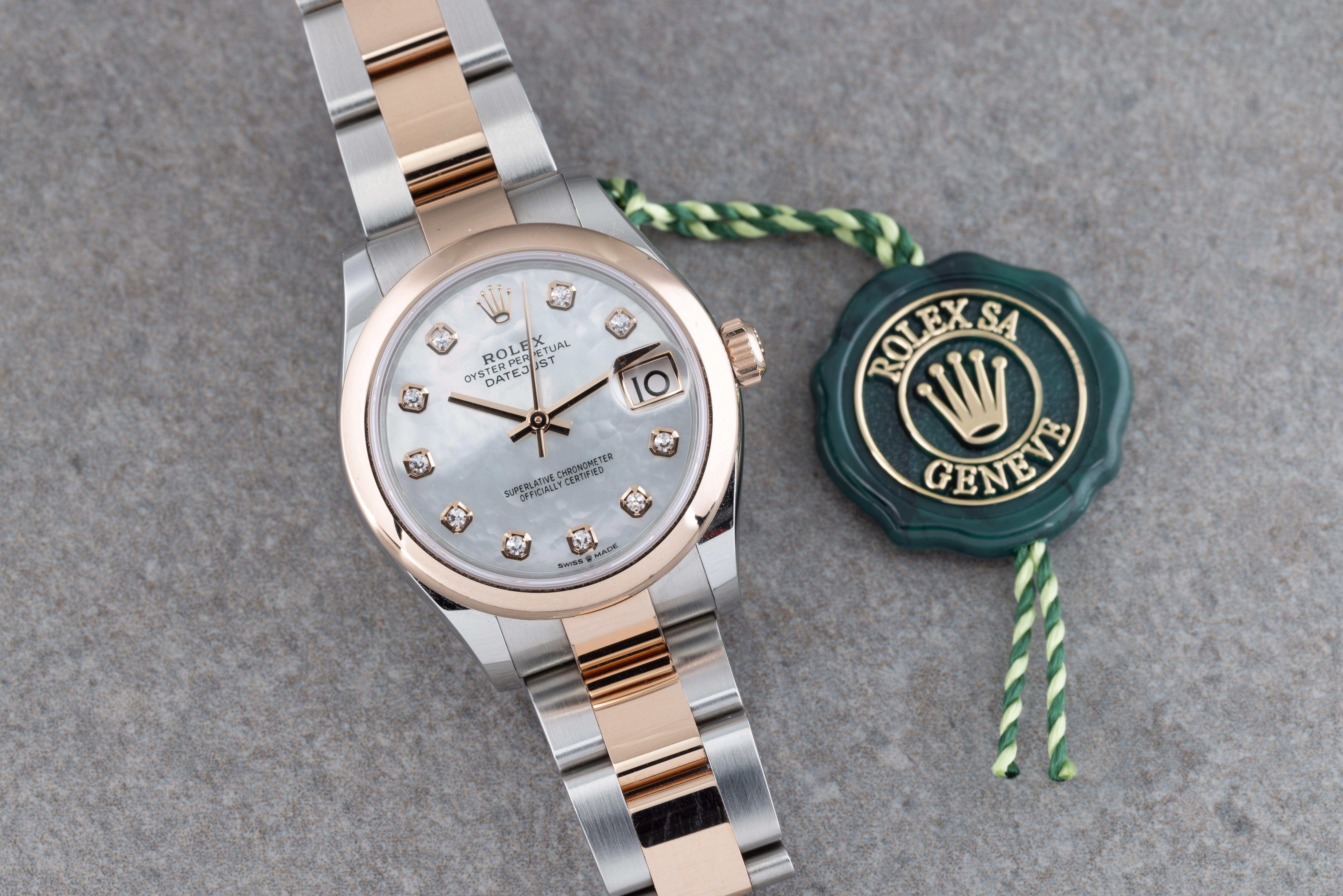 A Rolex Oyster Perpetual Superlative Chronometer Datejust watch