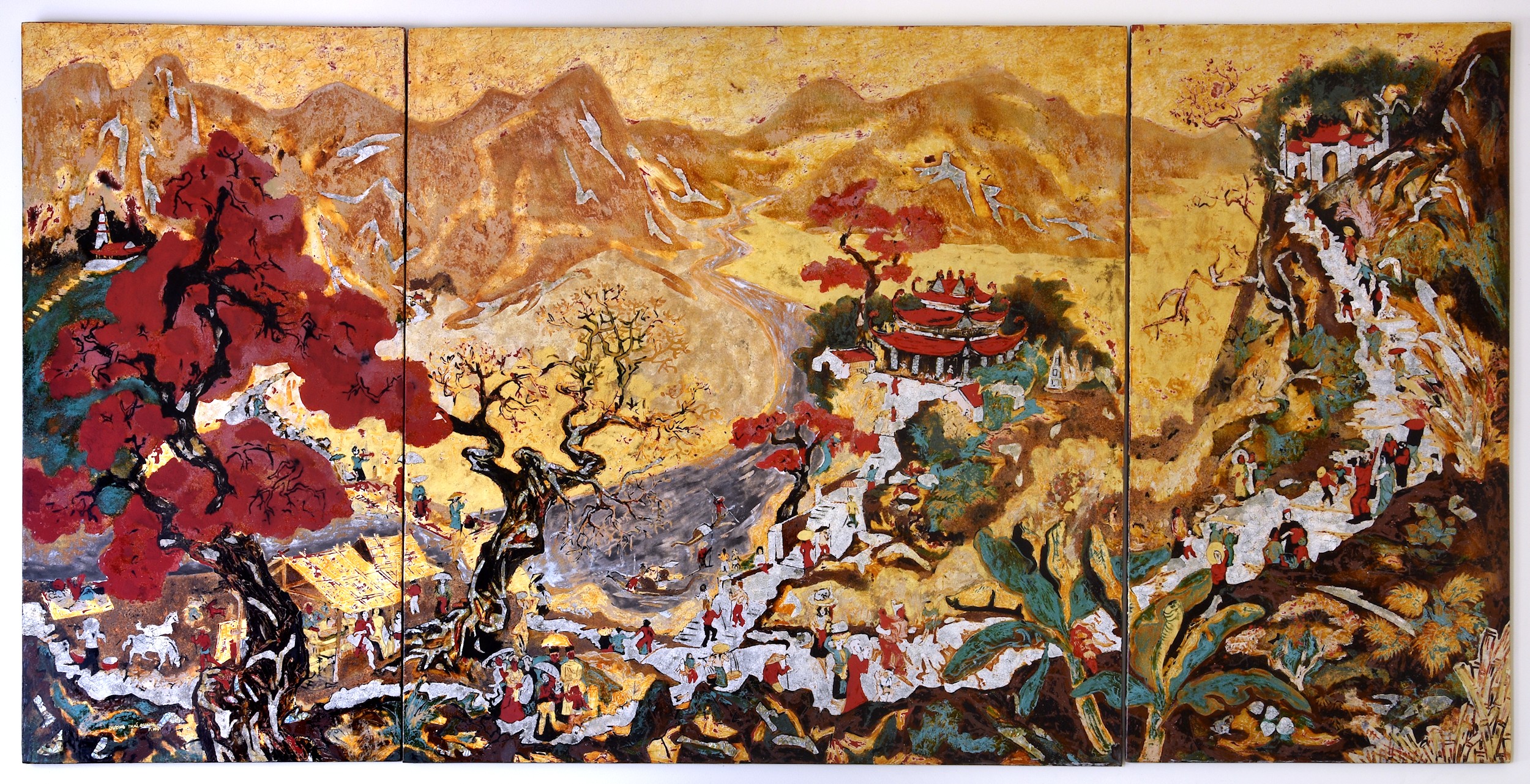 Duong Thai Quang (Vietnam, late 20th century) - three panel s'on mai lacquer painting of the Huong P - Image 2 of 5