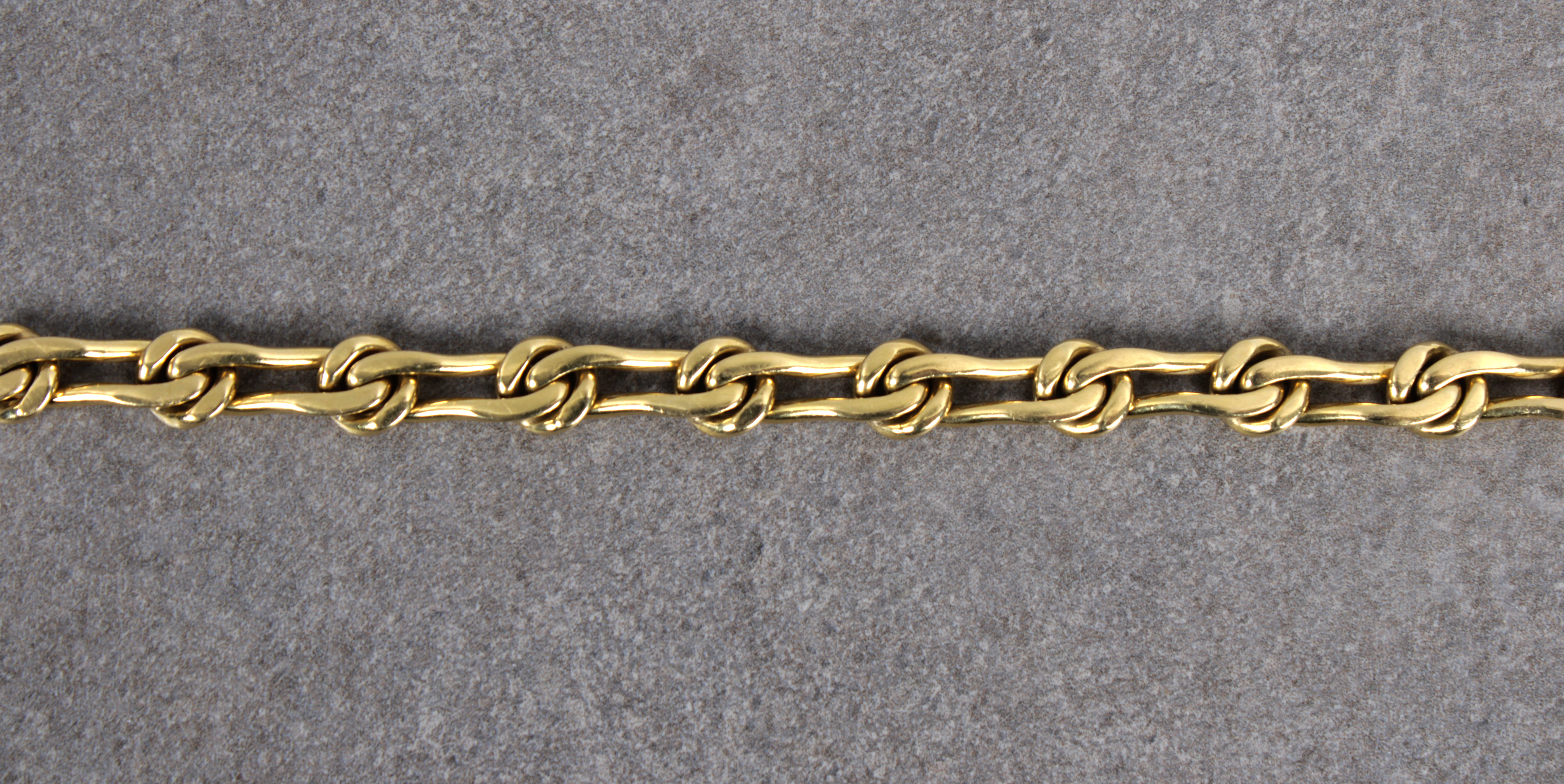 A Chiampesan 18ct yellow gold bracelet