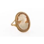 A cameo ring