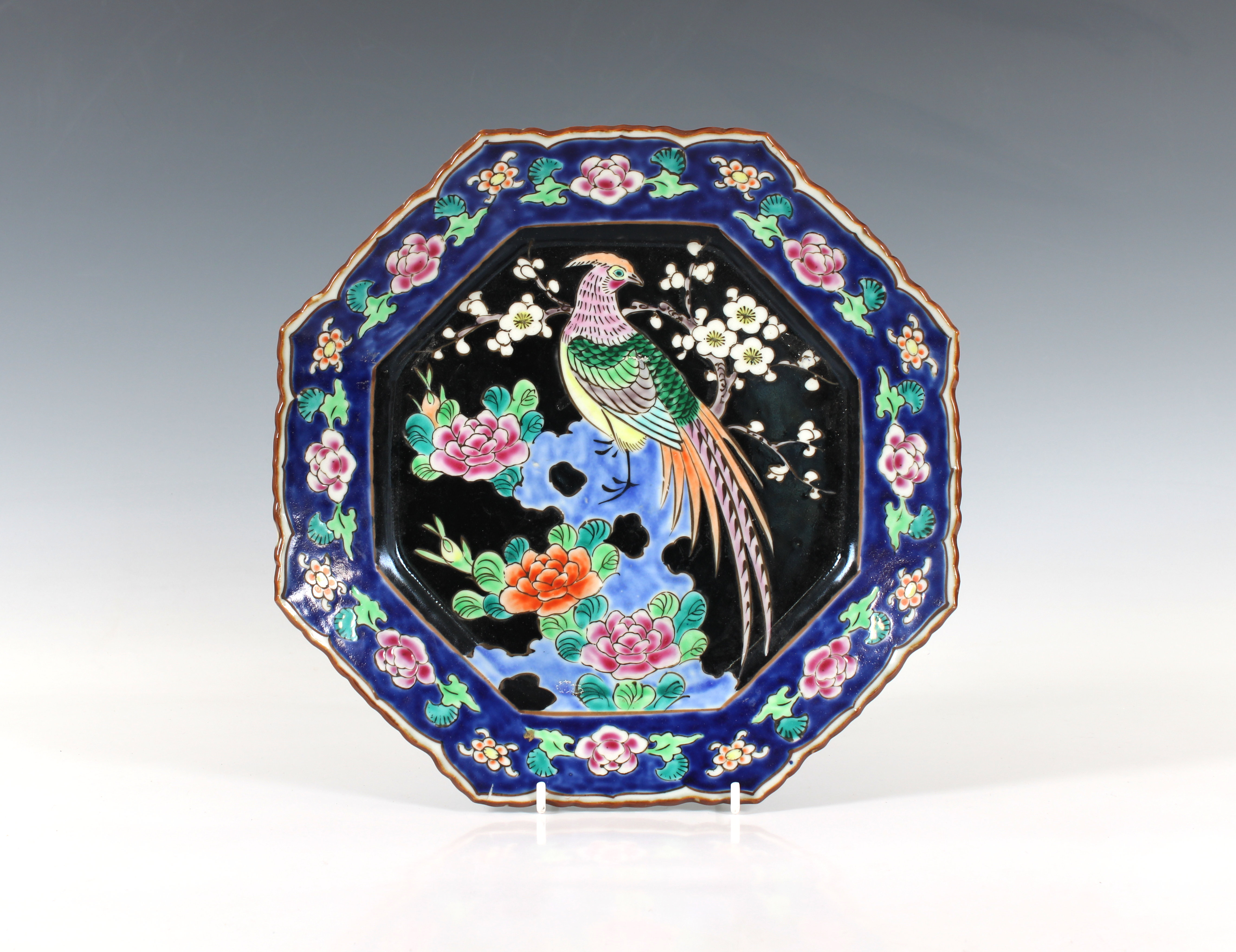A Chinese porcelain octagonal famille rose dish