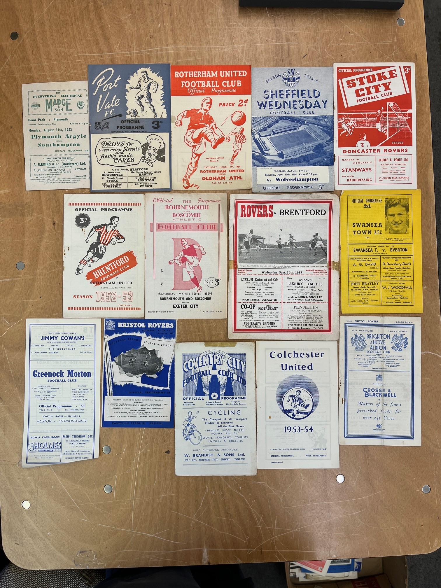 A collection of 1950's / 1960's Football programmes - Bild 23 aus 24