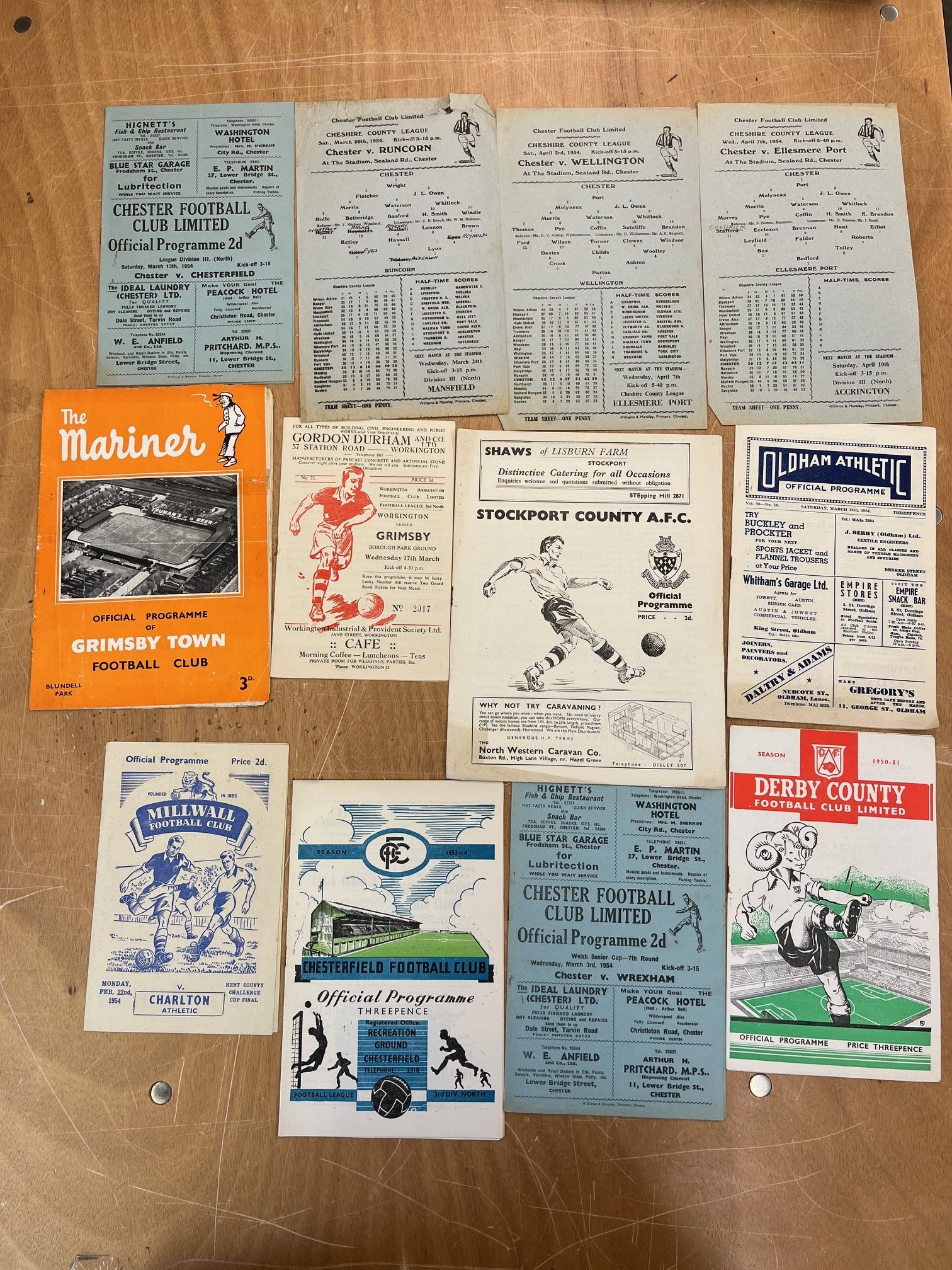 A collection of 1950's / 1960's Football programmes - Bild 21 aus 24
