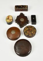 A collection of 19th century snuff / trinket boxes