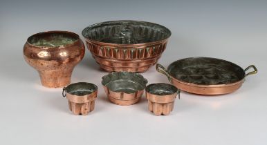 A Zint Handarbeit planished copper pot