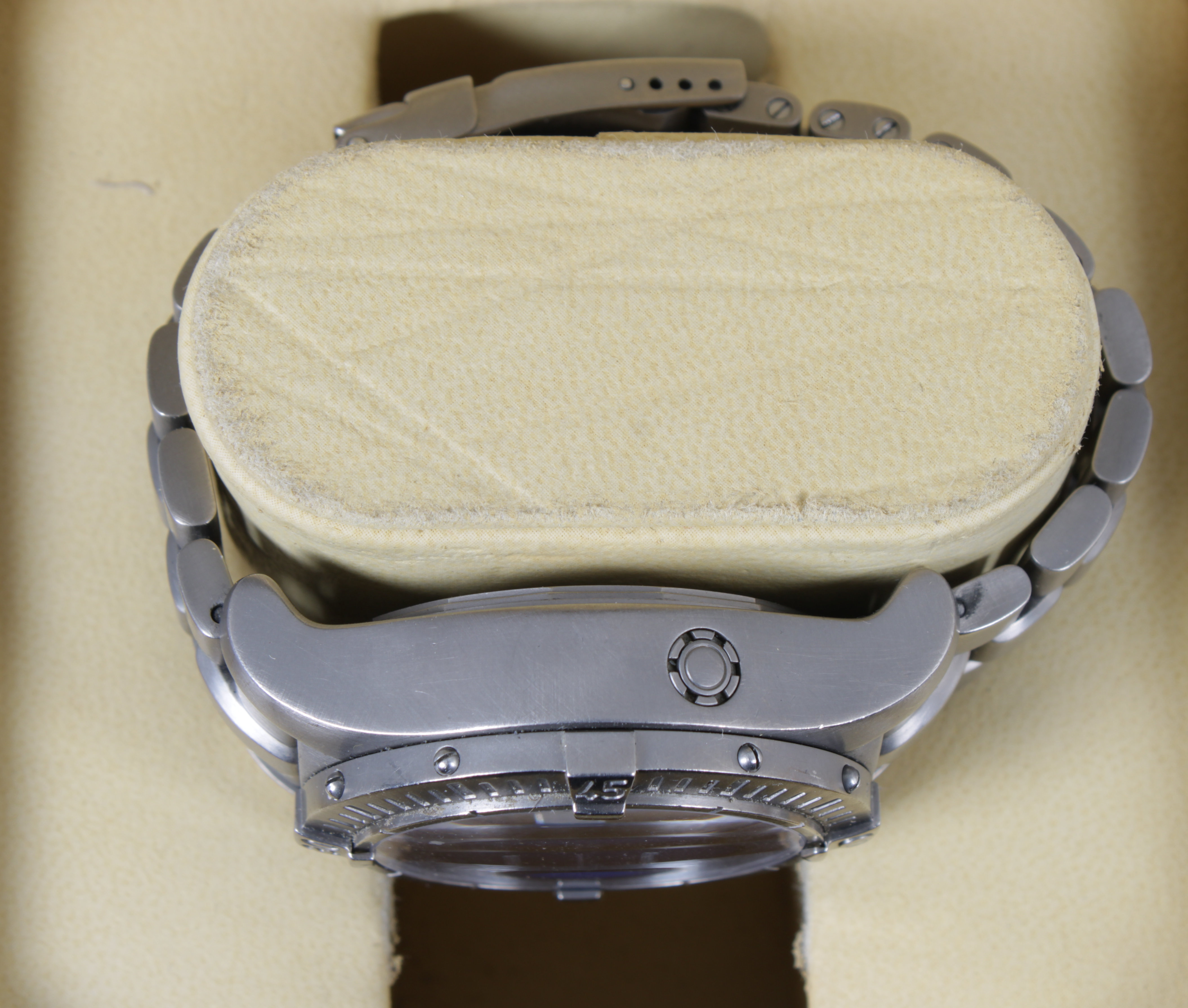 A Breitling Avenger Seawolf wristwatch - Image 5 of 6