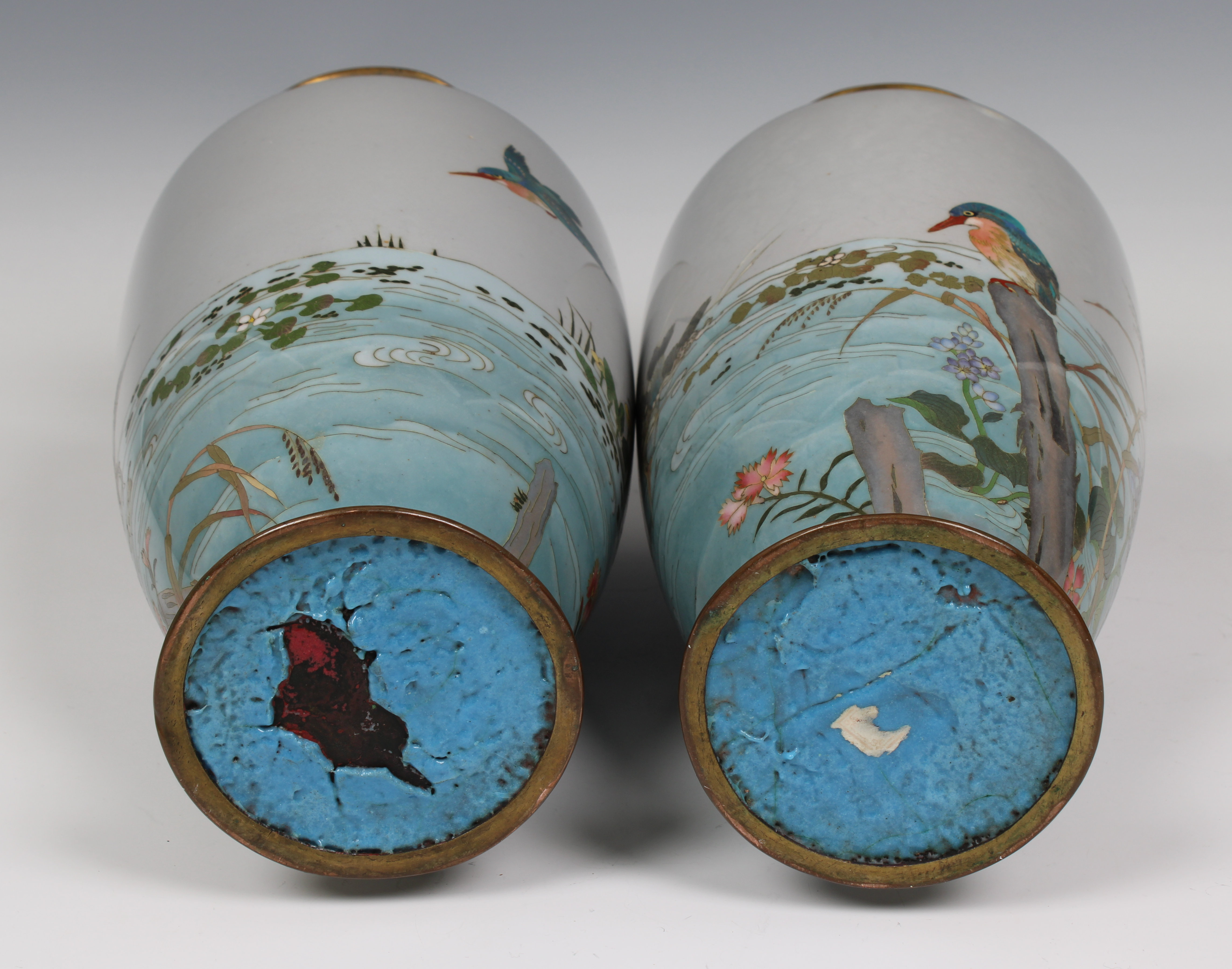 Pair of Japanese cloisonné vases in the manner of Namikawa Sosuke (1847-1910) - Image 6 of 7