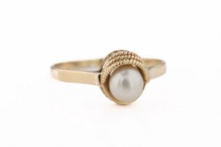 A 14ct yellow gold and pearl ring