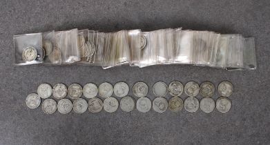 A collection of Eighty Eight (88) late Victorian / early 20th century silver One Shilling coins 92.5