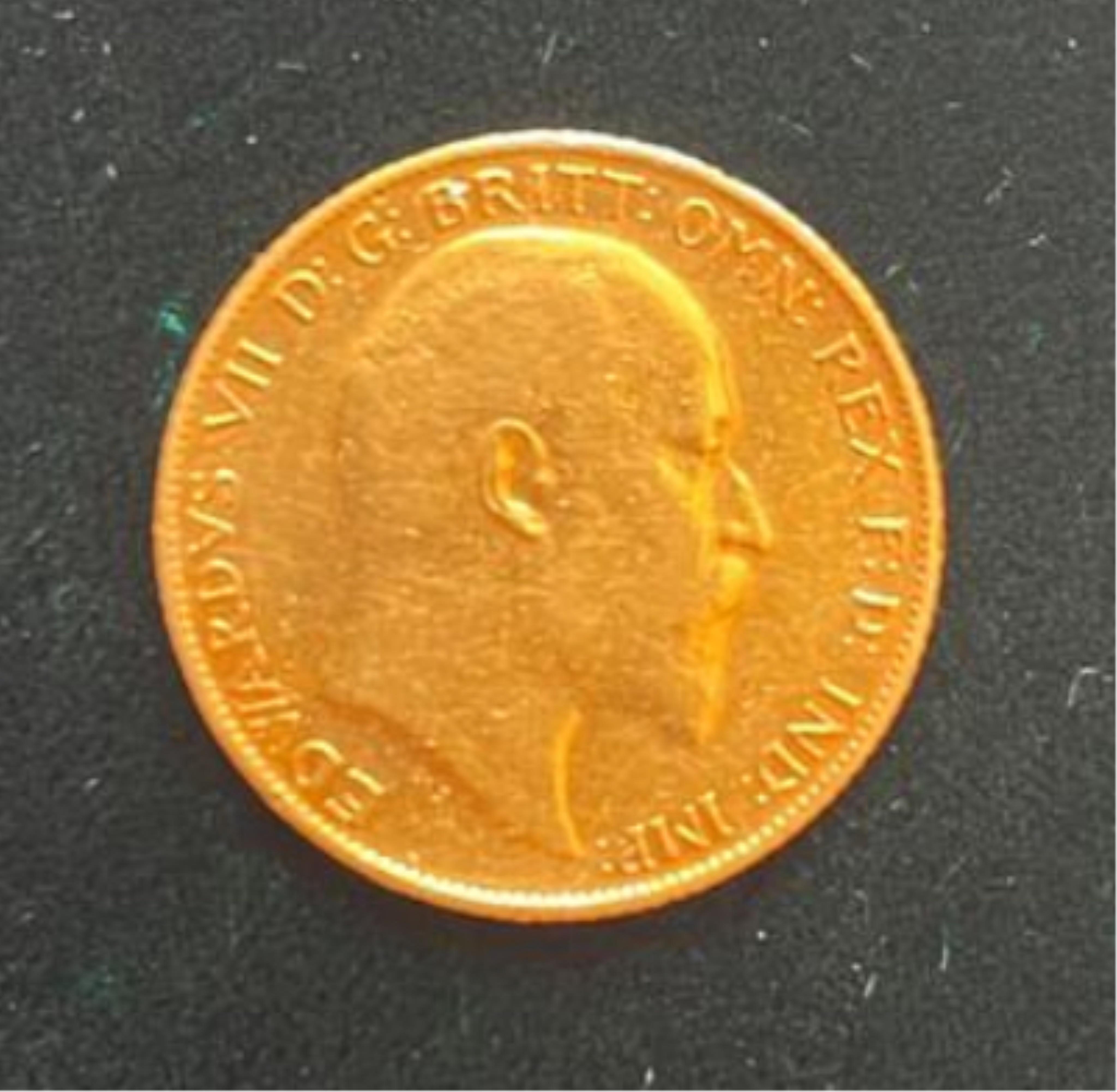 An Edwardian 1907 Gold Half Sovereign. - Image 2 of 2