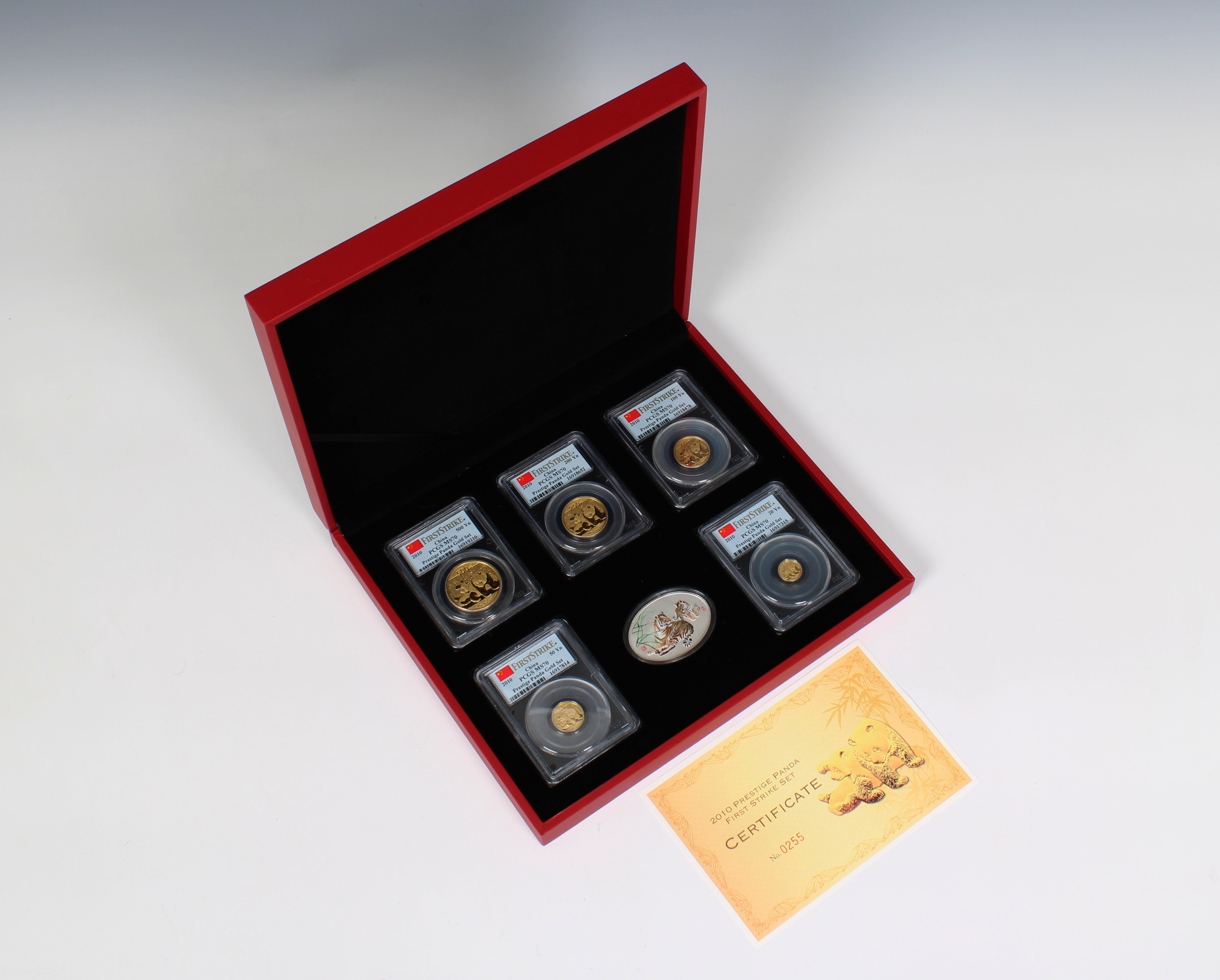 People's Republic of China Five-piece gold First Strike Prestige Panda Set 2010, 20, 50, 100, 200, a