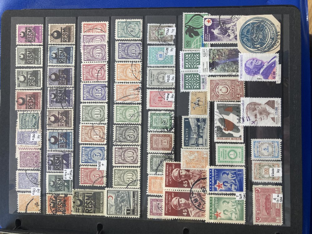 Five albums of World Stamps A to Z (1000's) - Image 6 of 10