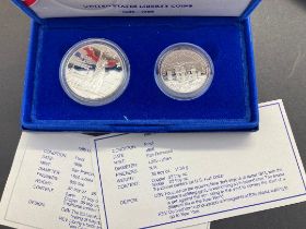 1986 USA Liberty coin set with Silver Dollar with certs
