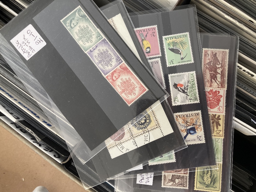 STAMPS Dealers case full of mint and used QEII on cards A to C (priced to sell at £4585) - Bild 6 aus 6