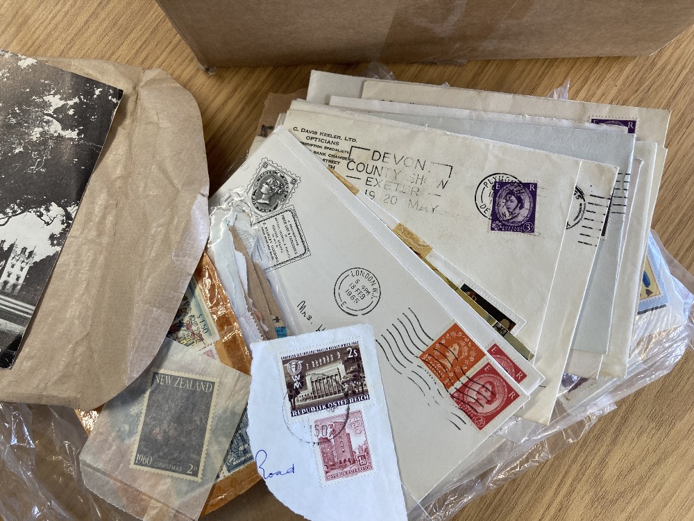 Mixed box of loose stamps and GB first Day Covers - Image 2 of 5