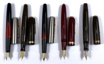 A collection of vintage Parker fountain pens, various models