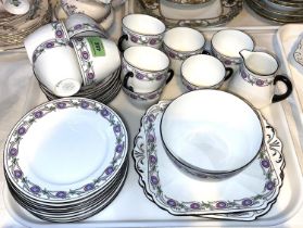 A Shelley part tea service, New York H 11 207, 38 pieces approx.