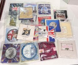 GB: a group of Uncirculated Coin Year issues 1982-1990 and 1992-2000 (18)