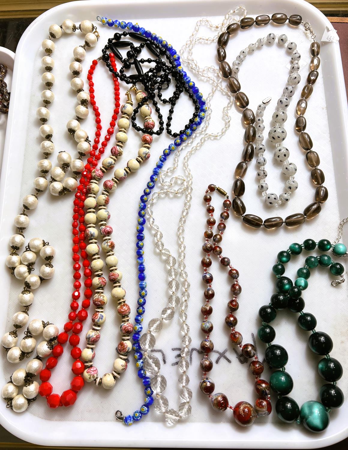 A selection of approx. 20 sets vintage bead necklaces including polished stones, crystal etc - Image 3 of 3