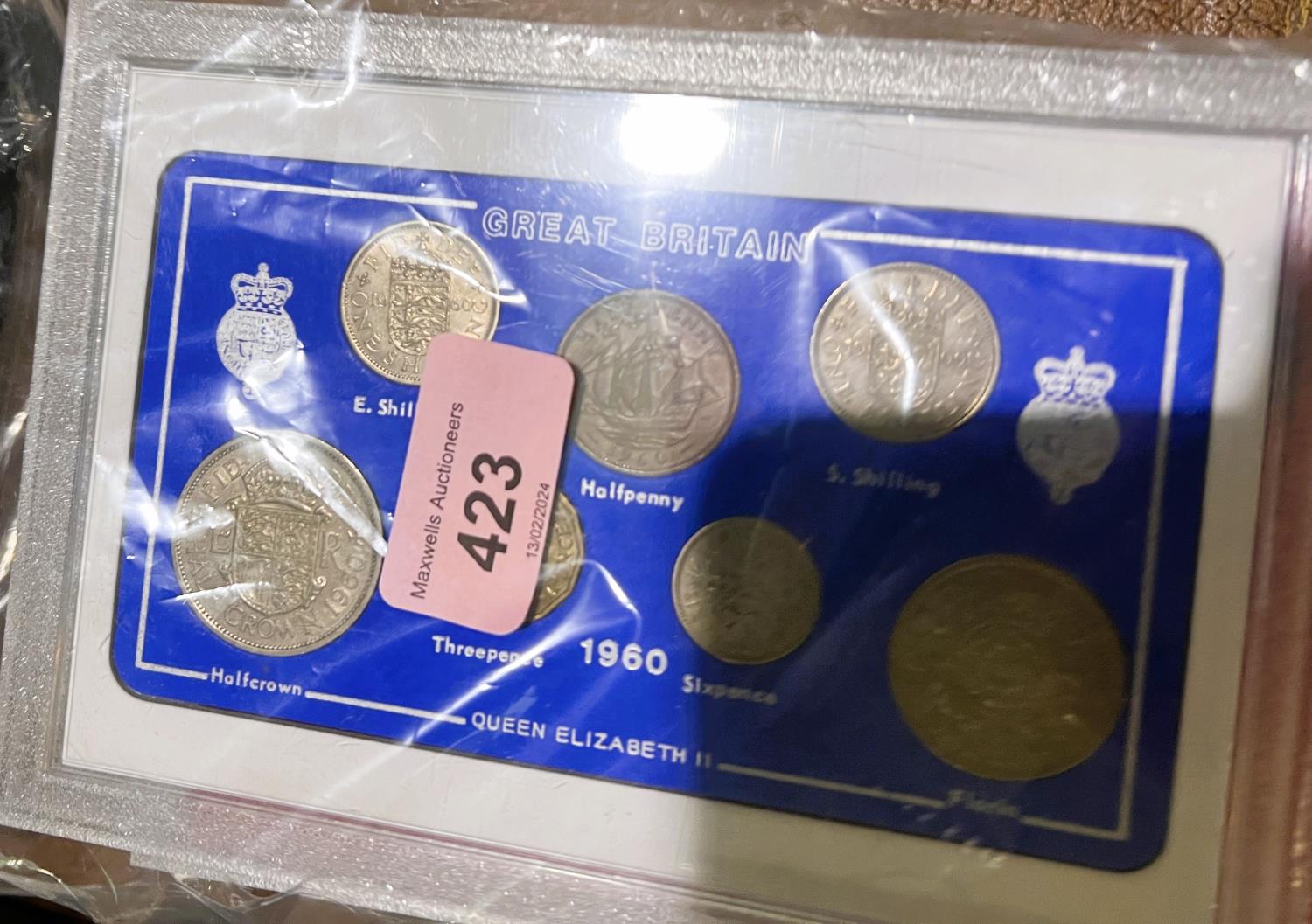 GB pre-decimal coins in plastic sets - Image 4 of 4