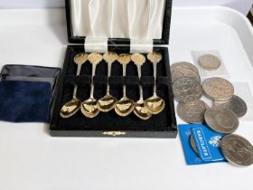 A cased set of 6 silver gilt teaspoons with terminals depicting tennis scenes; various modern crowns