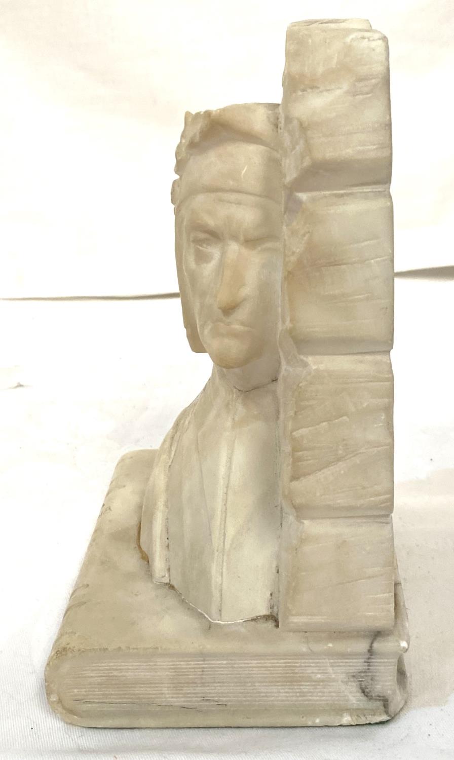 A vintage carved and polished marble bookend with bust portrait of Dante, 18cm - Image 2 of 3