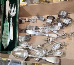 A part canteen of silverplated fish servers, fish server and loose cutlery