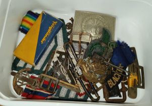 A selection of WWII cloth badges, epaulettes etc