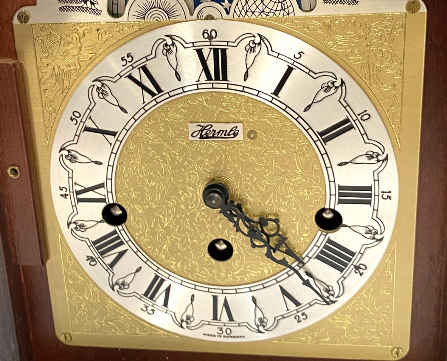 A reproduction Georgian style bracket clock in mahogany arch top case, with silvered and brass dial, - Image 4 of 4
