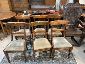 A set of 6 19th century Country Regency bar back dining chairs.