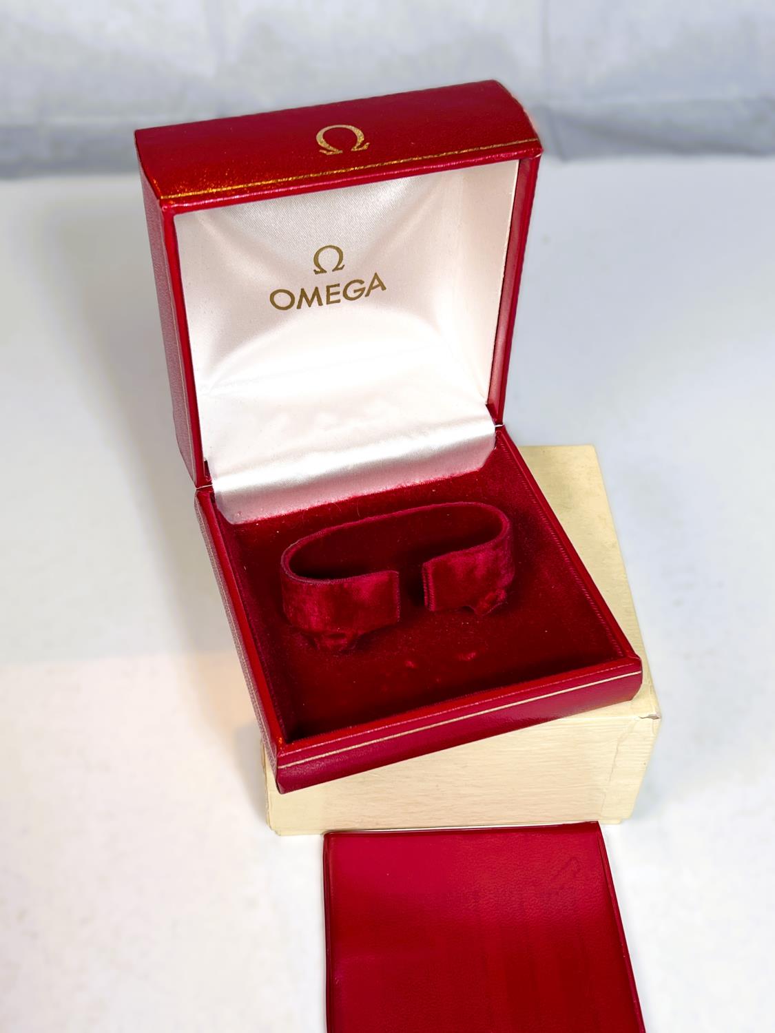 Omega - 1968/69 Speedmaster box and booklet with outer box - Image 2 of 2