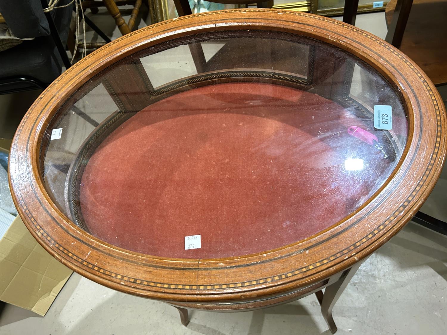 An Edwardian oval bijouterie cabinet in Sheraton style inlaid mahogany, on square tapering legs - Image 3 of 3