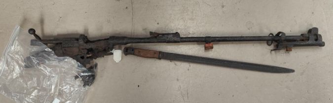LEE ENFIELD RIFLE with bayonet, dug up in Croonart Wood (1984) with wall mounting, 151cm