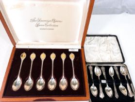 A cased set of 6 hallmarked silver teaspoons "The Sovereign Queens Spoon Collection" Sheffield 1977;
