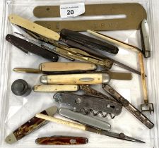 A collection of vintage penknives etc