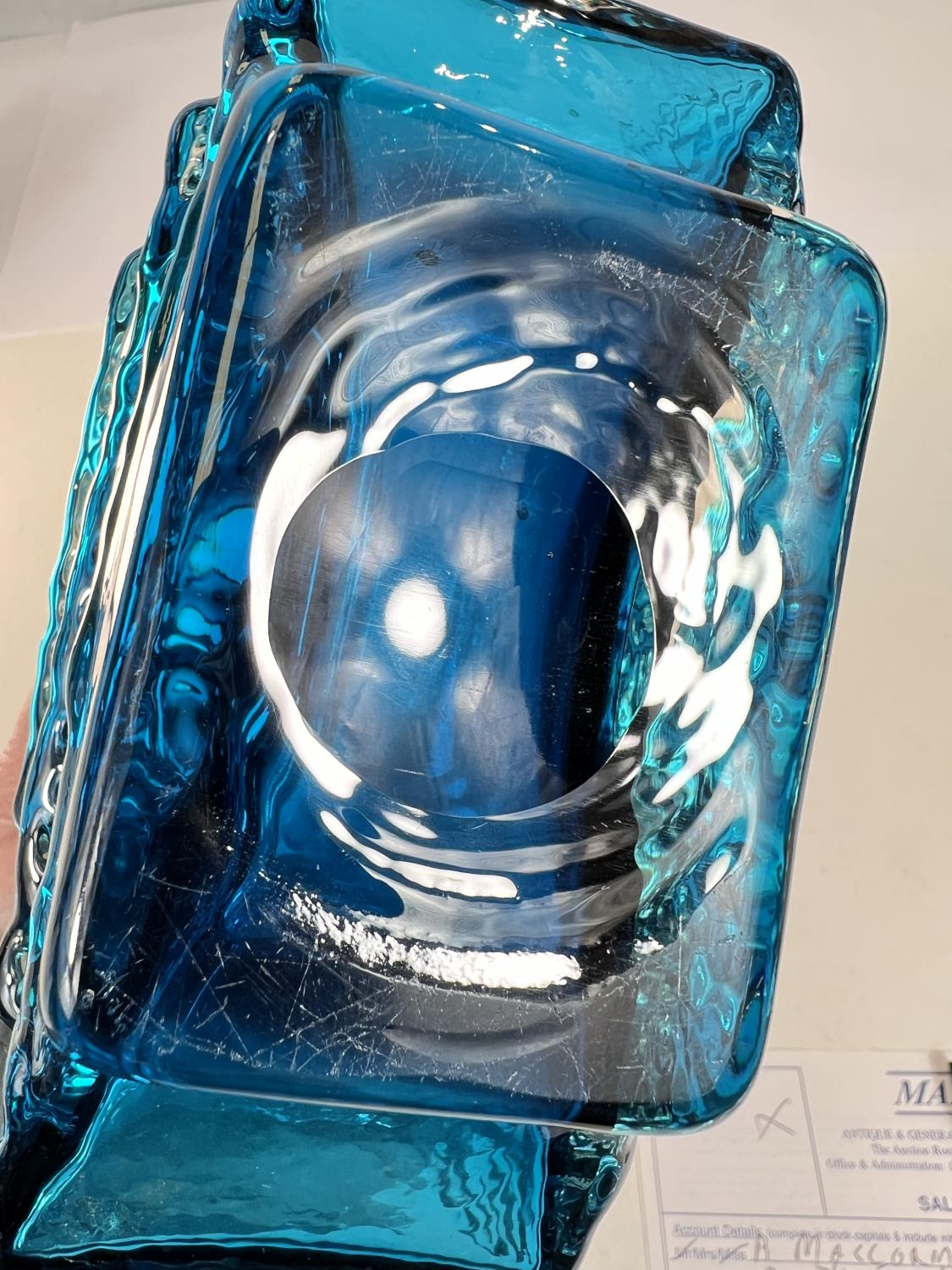 Whitefriars Geoffrey Baxter 'TV' glass vase Kingfisher blue colour pattern 9677 height 18cm - Image 3 of 3