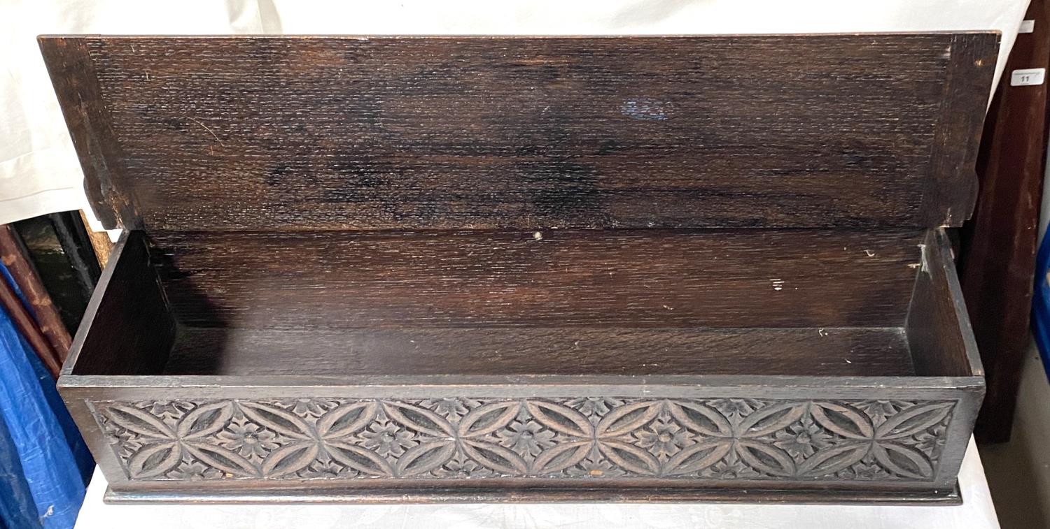 A 19th century carved oak wall handing candle box - Image 2 of 3